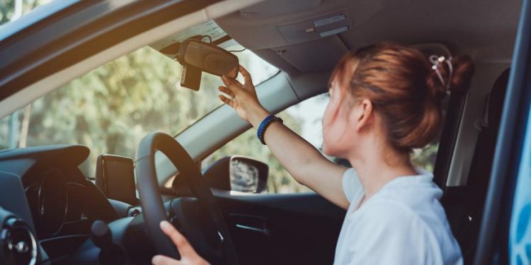 What etiquette rules you should Follow in The Car?