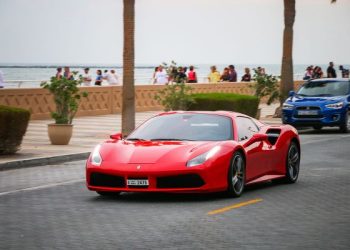 Car Rental in Dubai-Driving Rules for First-time Visitors