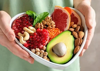 New Diet Suggests That Eating More Fiber and Protein Will Help You Lose Weight