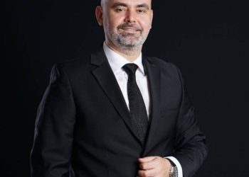 How Clinic Plast and Dr. Salih Onur Basat Combine Breast and Abdominal Procedures